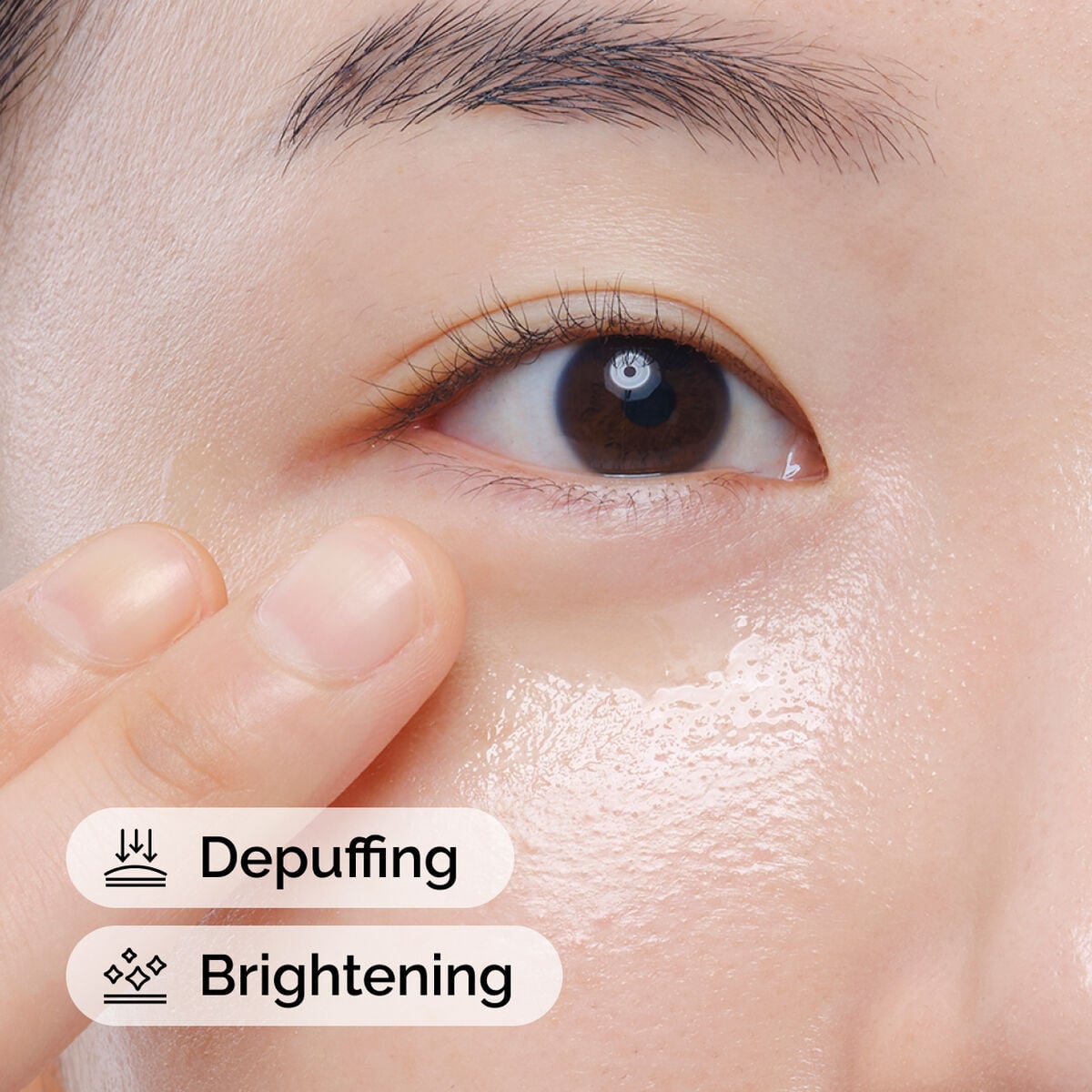 caffeine-solution-5-egcg-eye-serum-z6 ord-caffeine-solution-egcg-model-application-with-benefits.jpg
